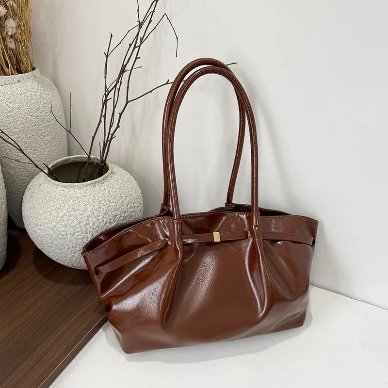 Fashionable Large Capacity Women Shoulder Bag Commuter Underarm Bag New Versatile Tote Bag Ladies Handbags