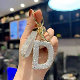 Full Rhinestone 26-Letter Keychain, Bling Car Key Ring & Sparkly Bag Charm - Perfect Small Gift
