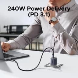 UGREEN USB4 40Gbps USB C Cable PD3.1 240W Fast Charging Cable 8K60Hz for Type-C Monitor Laptop MacBook iPhone 17 Samsung iPad