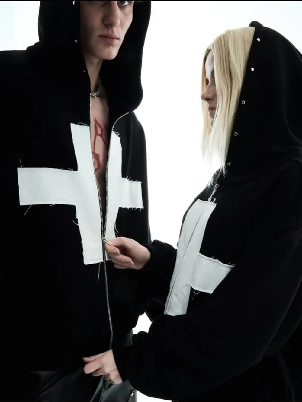 2026 New Y2K Dark Cross Hooded Zipper Hoodie American Retro Loose Jacket Punk Gothic Trendy Fashion Ins Personality Versatile