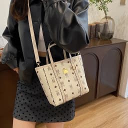 Elegant Retro Fashion Bucket Bag for Women Unique Niche Design Stylish Trendy Shoulder Bag for Office Commute 2025