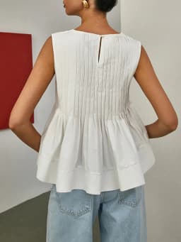 Casual Versatile Fashion Elegant Slim-Fit Short-Sleeve Heavy-Duty Pleated Design Round Neck Sleeveless Shirt Vest Top for Women