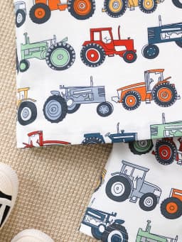 2pcs Summer Baby Boys Tractor Print Set, Cute Cartoon Sleeveless Tank Top + Shorts, Cool Casual Style, Daily/Home/Outdoor Wear,