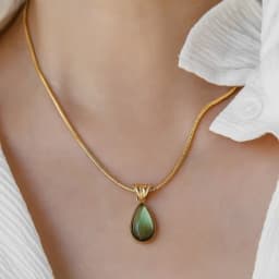 French Retro Olive Green Blue Water Drop Shape Necklace Fadeless Niche Advanced Design Elegant Daily Dating Lady Fashion Jewelry