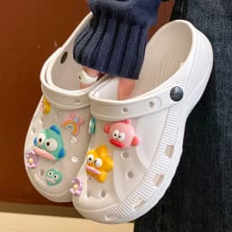 Hole Shoes, Internet Celebrities, Women's Fashion, Cartoon Student, Multifunctional Wear, Bag Head Sandals, Beach Men's Shoes
