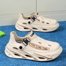 Summer New Men's Outdoor Clogs Beach Sandals Sport Breathable Slippers Slides Men Casual Garden Shoes Hiking Men Outdoor Sandals