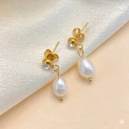 2PCS Western-Style Earrings: Natural Freshwater Pearl & Diamond-Accented Studs—Versatile and Fade-Resistant