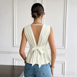 2026 New Style V-Neck Top With Back Exposure, Straps, Waist-Slimming Design, Elegant Sleeveless Women's Shirt for Summer