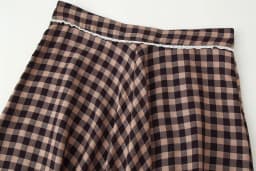 KONDALA Vintage Modern Plaid Streetwear Floral Lace Long Skirt Folds Elegant Fashion 2026 Spring Chic Brown A-Line Female Skirt