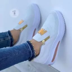 Large Size Athletic Sneakers Women New Casual Sports Shoes Women's Front Zip Single Shoes Non-slip Comfortable Women Loafers
