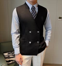 Men 2025 Autumn Winter New Double-breasted Knitted Vest Male V-neck Sleeveless Coats Mens Solid Color Sweater Waistcoat M22