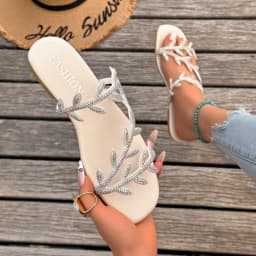 Fashionable Rhinestone Flat Bottom Sandals Women's Summer New Comfortable Slip-On Beach Slippers PU Material Casual Slippers