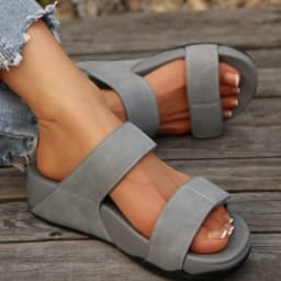 New Beautiful Toe Strap Sandals Women's Summer Outing New Temperament Square Toe Glove Toe Non-slip Roman Shoes