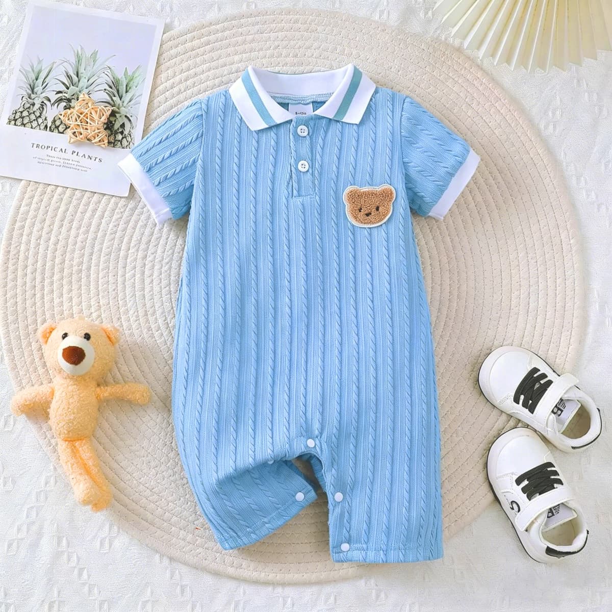 Newborn Baby Boy Bodysuit Lapel Collar Cartoon Bear Short-Sleeved Bodysuit for 0-18 Months Old Cute Baby Boys' Summer Clothing