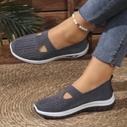 Women's Casual Sports Shoes with Breathable Mesh, Fashionable and Versatile, Soft Soles, Comfortable and Casual 2026 New