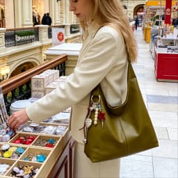 Elegant Shoulder Underarm Bags with Pendant Solid Color Synthetic Leather Handbags for Women Everyday Travel Shopping, Parties
