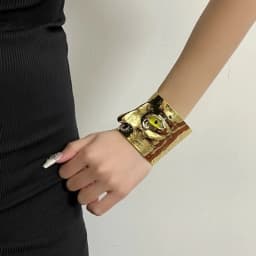 Vintage Facial Features Bracelet Exaggerated Open Cuff Cuff Bracelet Hand Crafted 3D Design Open Bangle