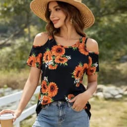 Women's Sunflower Print Cold Shoulder Top, Casual Loose Fit Short Sleeve T-Shirt, Floral Summer Blouse for Daily Wear