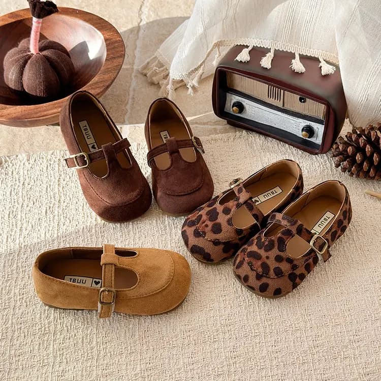 Girls Leather Shoes Toddlers Flats Princess Sweet Little Kids Soft Shoes T-strap Retro Classic Children's Dress Shoes for Party