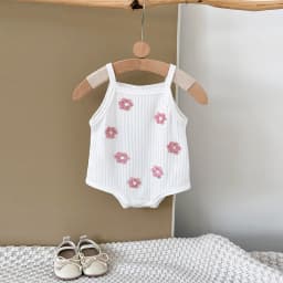 Summer Baby Jumpsuit Pink Flowers Breathable Comfortable Suspender Casual Beach Clothing Suitable for 0-3 Years Old
