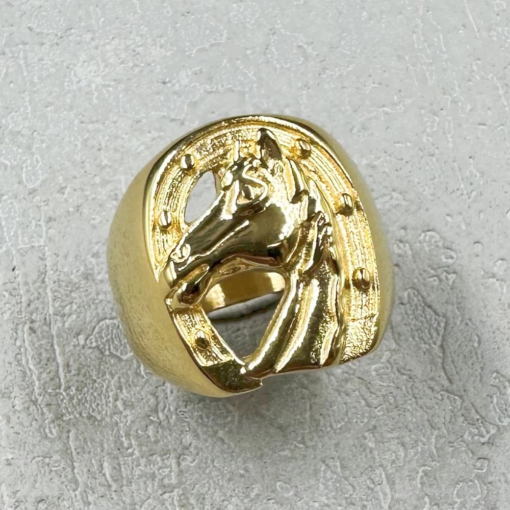 Hip Hop Punk Horseshoe Horse Head Rings For Men Golden color 316L Stainless Steel Male Ring Jockey Club Jewelry Anillo