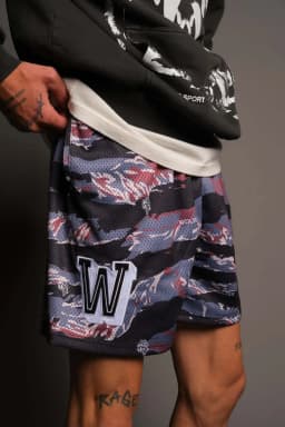 2024 Summer New Men's Fashion Trend Beach Shorts Hole Fabric Multi-Color Outdoor Sports Training Running Casual Quarter Pants