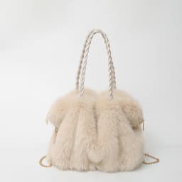 Women's Fashionable Plush Large Capacity Tote Bag High-end Pleated Fox Fur Shoulder Crossbody Bag Commuter Bag with Metal Chain