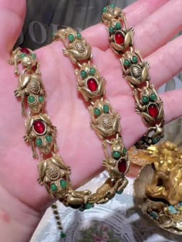 Vintage Jewelry Lucky Toad Bracelets For Women Green Red Agate Antique Gold Color Charm 2025 Accessories Mothers Day Gift New