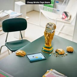 New Champion Trophy Bricks Building Blocks 2842pcs Golden Winner Cup Football Award Building Model Christmas Gift for Adult Toy