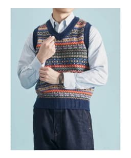 OKONKWO British retro Fair Isle pattern bottoming vest wool blend V-neck wool vest for men and women