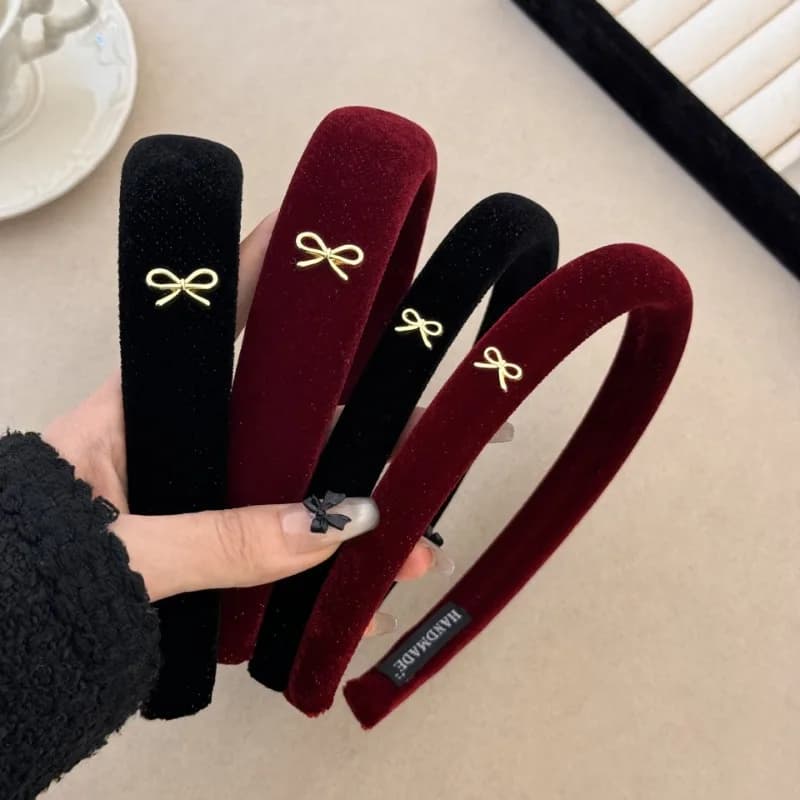 Korean autumn winter atmosphere headband women's 2024 new high cranial top velvet headband high sense retro hair accessories
