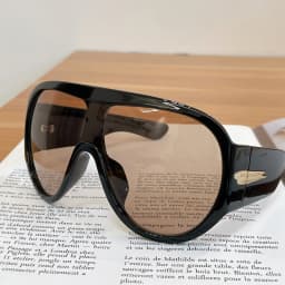 New Fashion Oversized Black One Piece Sunglasses for Women Men vintage Stripe Leg Shield Sun Glasses Ladies sexy Driving Shades
