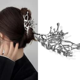 Punk Metal Hair Claw Clip for Thick Liquid Irregular Pattern Barrettes Hair Non-Slip and Stylish Accessory Silver Color Hairpin