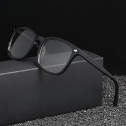 Classic Square Men's and Women's Fashionable Anti Blue Light Glasses Suitable for Daily Wear
