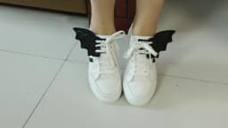 1 Pair Bling Bat Shoe Wings Embroidery DIY Charm Decorations For Sneaker Clothing Shoelaces Punk Halloween Gift Accessory