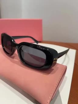 New Fashon Oversized Square Shield Sunglasses For Women Men Big Windproof Widen Sun Glasses Men Trendy Oval Shades UV400 Eyewear