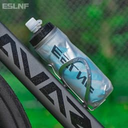 ESLNF 610ml Insulated Bike Water Bottle Squeeze Sports Bottle Dust Cover Silicone Push Pull Spout for MTB and Road Bicycle Cage