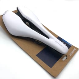 Giant Approach White Saddle Comfort Seat Soft GEL SELLE Road MTB Bike Bicycle Cushion Mat Ultralight Fits UNICLIP Interface