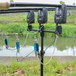 Hirisi Carp Fishing Bite Alarm Set And Swingers Fishing Rod Pod Holder Bank Stick Buzz Bar Carp fishing equipment