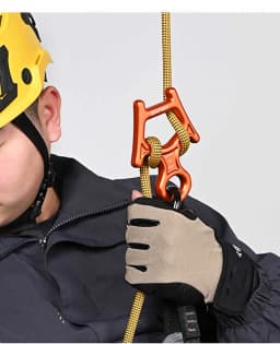30KN Climbing Descender Figure 8 Ring Descender & Rappelling Device Climbing Downhill Canyoneering Rescue Firefighter Equipment