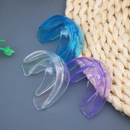 Orthodontic Braces Dental Braces Instanted Silicone Smile Teeth Alignment Trainer Teeth Retainer Mouth Guard Braces Tooth Tray