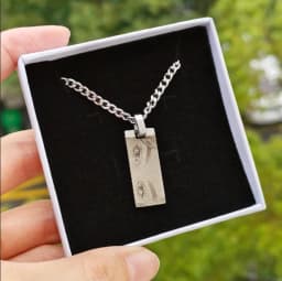 HAOHUPO Personalized Eyes Photo Fashionable Couple Necklace Customized Pendant Engravable Picture Stainless Steel Gifts for Boy