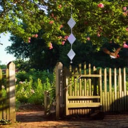 1PC/Set Bird Repellent Discs Reflective Hanging Device To Keep Birds Away Like Woodpeckers For Pigeons Woodpeckers
