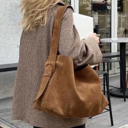 2026 New Retro Bag Brown Large Capacity Shoulder Bag, Underarm Bag, Crossbody Bag Fashion and Leisure Daily Commuter Women's Bag