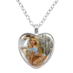 25mm Peach Heart Necklace Famous Character Sabrina Carpenter Funny Singer Accessories Glass Cabochon Pendant For Fans Gift