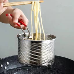 1PC Stainless Steel Fried Mesh Kitchen Fry Basket Cooking Basket Fry Pan Oil Pan Strainer Noodle Spoon Colander French Fries