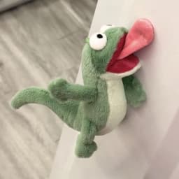 Mint Green Lizard Cute Vocal Toy Magnetic Tongue Lizard Abstract Plush Toy Anime Creative Birthday Gift Cute Plush Toys for Kid