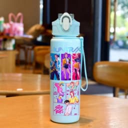 3D Printed Girl Cartoon Water Bottle, Stylish and Durable, Portable with Lanyard, Large Capacity, Leakproof, for All Ages.