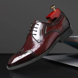 Fashion Men Oxfords Shoes High Quality Pointed Wedding Shoes for Men Luxury Brogue Dress Shoes Office Gentleman Man Flats 38-48