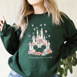 Aesthetic Floral Castle Sweatshirt Vintage Castle Hoodie Happiest Place on Earth Pullover Trendy Women Long Sleeves Sweatshirts